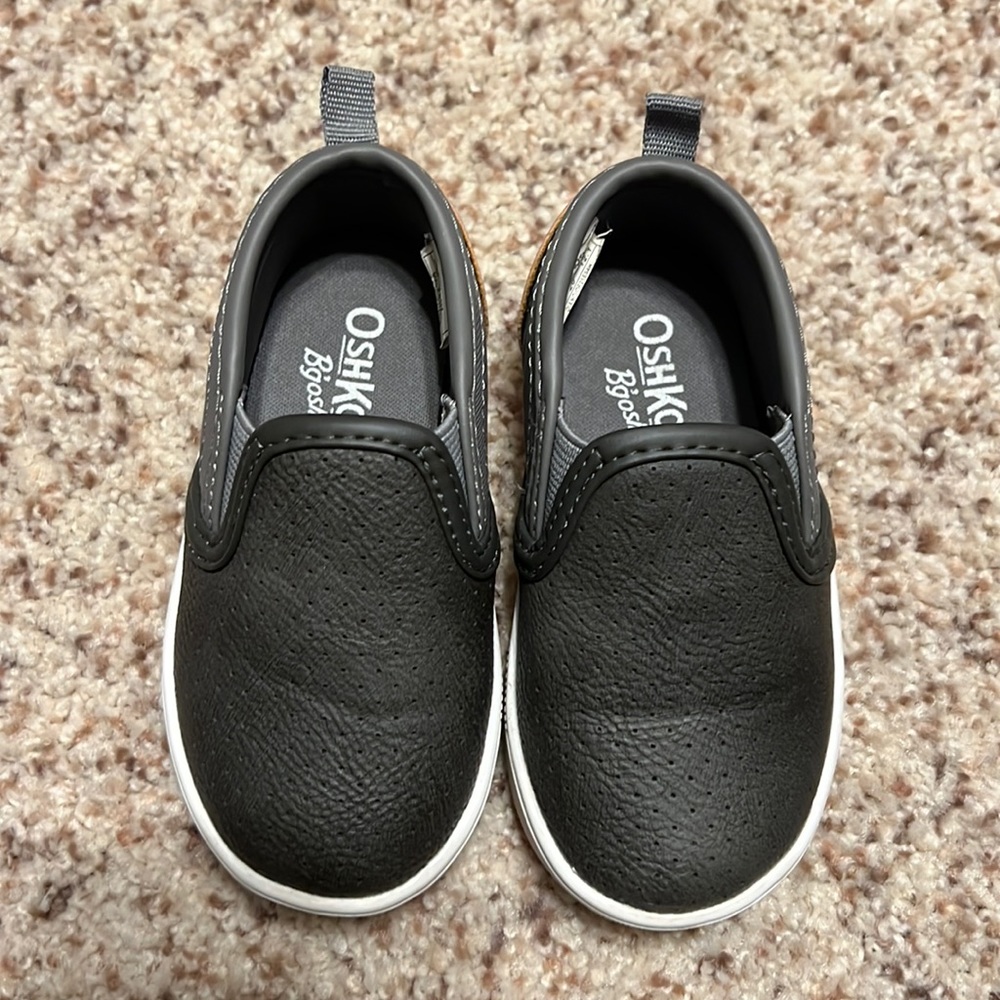 Oshkosh gray slip on tennis shoes, size 5 infant.